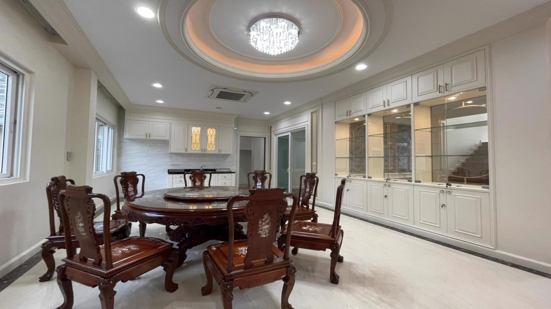 บ้าน คุณวีรศักดิ์